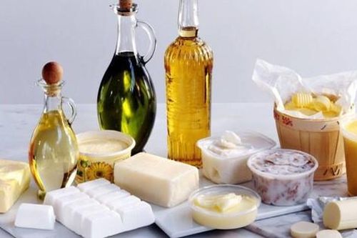 Chuyên gia chỉ tác hại khi 'nói không' với dầu mỡ trong bữa cơm hằng ngày