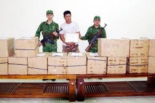 Khởi tố, tạm giam đối tượng tàng trữ hơn 400kg pháo lậu ở Đắk Nông