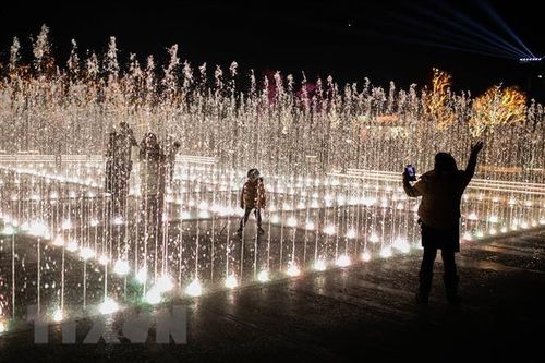 Hy Lạp tận dụng khí hậu ấm áp để thu hút du khách châu Âu