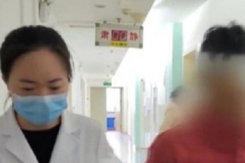 Khó tin: Người phụ nữ phải loại bỏ đôi mắt vì cận thị tới 30 độ