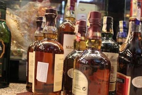 Gần 10 tỷ đồng hàng lậu trên chuyến bay giải cứu công dân từ Nga