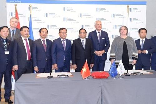 Lễ ký kết Biên bản ghi nhớ giữa EVN và Ngân hàng Đầu tư châu Âu (EIB)