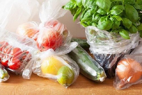 Mục tiêu đến năm 2023, 100% chợ truyền thống Hà Nội không dùng túi nilon