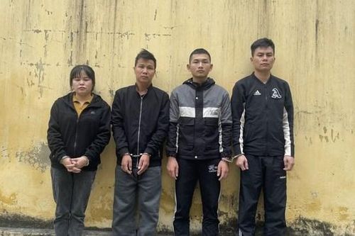 'Tú bà' mở quán karaoke, thu nhận nhân viên rồi điều đi bán dâm