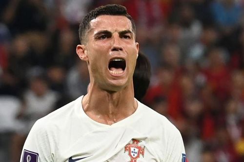 Tiền đạo Hàn Quốc tiết lộ câu nói khiến Ronaldo nổi giận