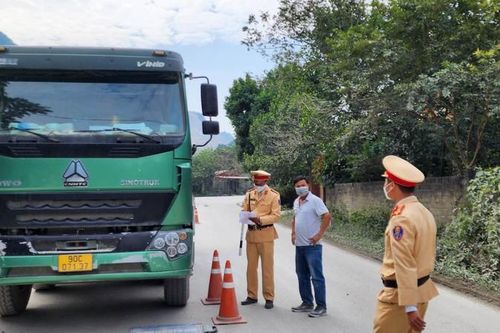 Hà Nam: Xe chở quá tải 'vắng bóng' tại mỏ đá huyện Kim Bảng