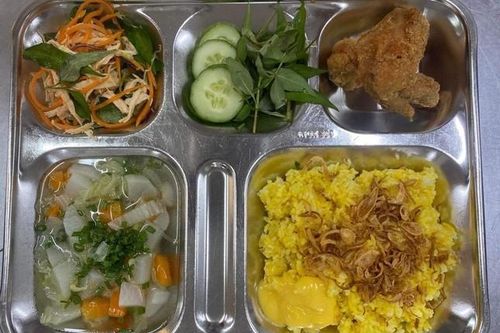 Từ thực trạng học sinh bị ngộ độc, nghĩ về niềm tin an toàn thực phẩm