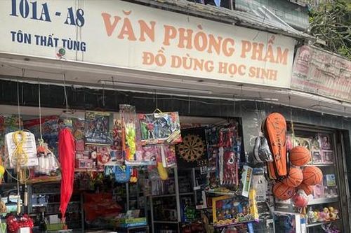 Đồ chơi độc hại 'tấn công' học sinh