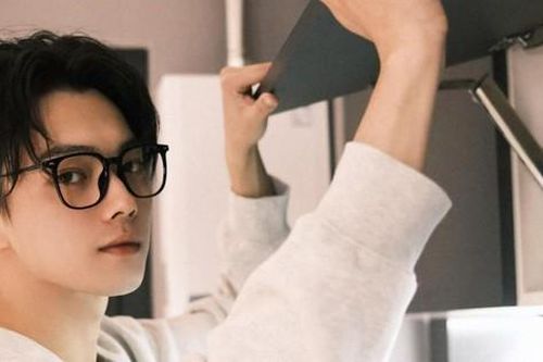 Ông hoàng phim rác mới