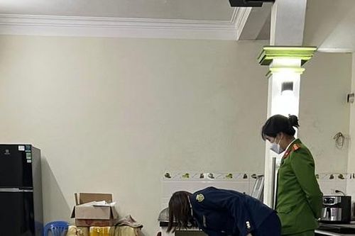 Hà Nội: Phát hiện cơ sở sản xuất hàng tấn bánh gạo Nhật Bản giả mạo