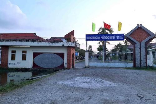 Cà Mau: Điều tra vụ nam sinh bị chém vì mâu thuẫn trong lúc đá bóng