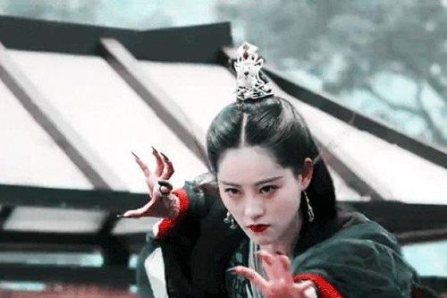 5 cao thủ 'Ỷ Thiên Đồ Long Ký': Trương Vô Kỵ phải chịu thua trước nhân vật trăm tuổi
