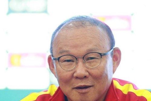 HLV Park dùng ĐT Tây Ban Nha để nói về lối chơi của ĐT Việt Nam