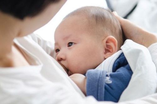 Triển khai hoạt động thúc đẩy việc nuôi con bằng sữa mẹ