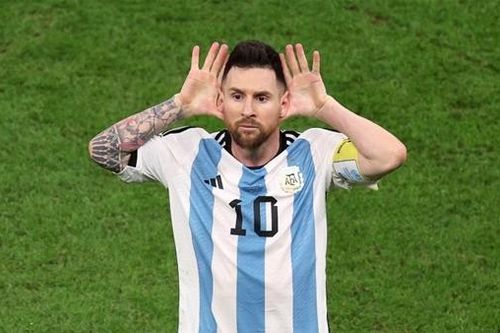 Con đường riêng của Messi