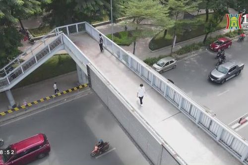 Cầu bộ hành: Nơi cần chưa có, nơi có dân không đi