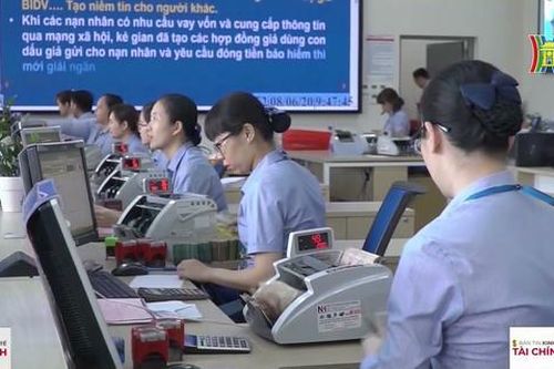 12 ngân hàng cam kết giảm tiền lãi