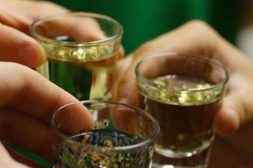 Đâm chết hàng xóm vì mâu thuẫn trong lúc nhậu
