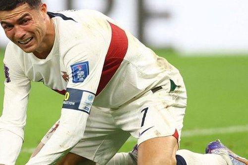 Ẩn ý đằng sau tâm thư khiến triệu người cảm động của Ronaldo khi giấc mơ khép lại