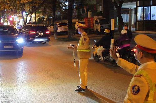 Kiên quyết xử lý vi phạm của người điều khiển phương tiện có 'ma men'