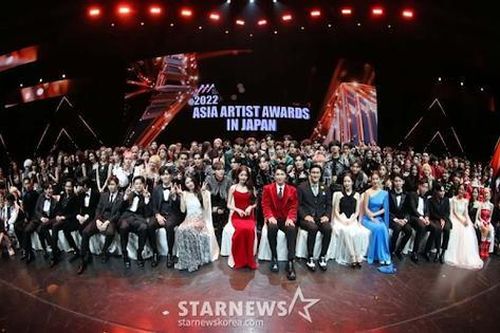 Toàn cảnh buổi lễ 'lạm phát' giải thưởng nhất showbiz năm 2022