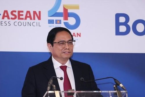 ASEAN - EU đánh giá tổng thể chặng đường quan hệ đối tác trong 45 năm qua