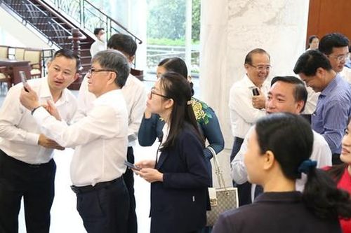 TPHCM tuyển nhân sự lãnh đạo, quản lý từ nơi khác đến