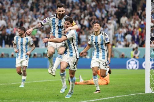 Argentina vào chung kết, Messi chia sẻ thông điệp cảm xúc