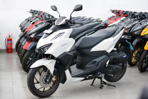 Honda Vario 160 giảm 20 triệu đồng trước thông tin sắp bán chính hãng