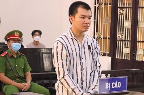 Đâm gục tài xế xe ôm để cướp tài sản