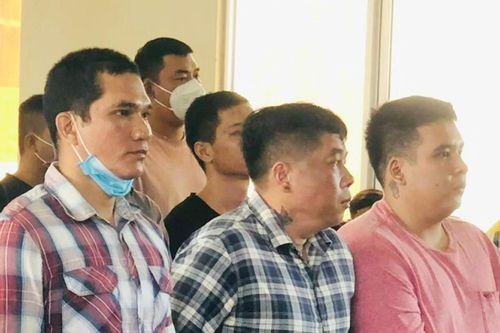 Lĩnh án chung thân vì cùng nhiều đồng phạm giết người