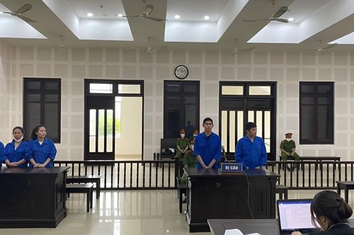 3 cô gái ngồi tù vì rủ nhau vào Đà Nẵng hành nghề 'hai ngón'