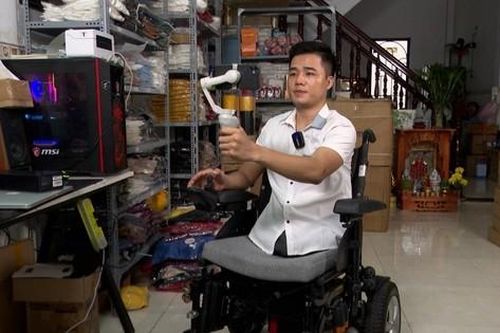 Chàng trai 'không chân' và nguồn năng lượng tích cực gây bão cộng đồng mạng