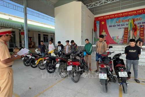 Bắt nhóm thanh, thiếu niên tụ tập, cổ vũ đua xe trên Quốc lộ 91