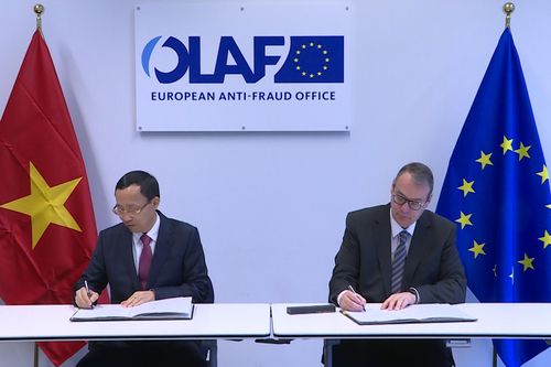 Hải quan Việt Nam ký hợp tác với Cơ quan chống gian lận Châu Âu