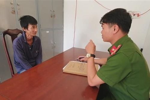 Kẻ nghiện rượu vô cớ dùng dao đâm 3 người trọng thương