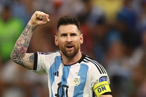 Có một Messi rất khác