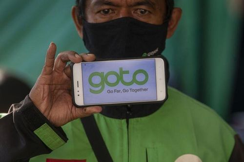 Công ty mẹ Gojek lao đao vì mải đốt tiền