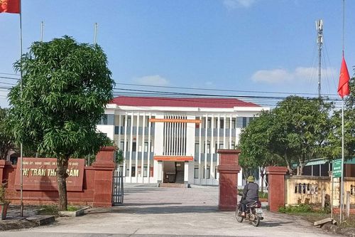 Hà Tĩnh: Khai trừ Đảng công chức vi phạm đạo đức, lối sống