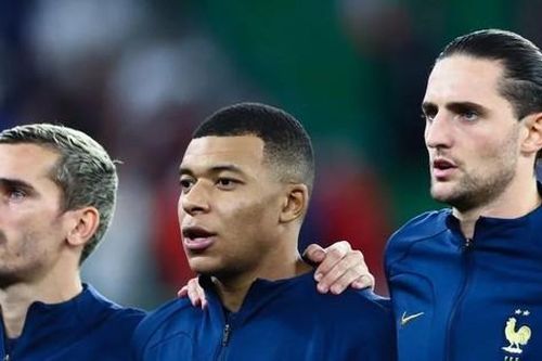 Thêm ngôi sao Pháp nhiễm 'cúm lạc đà', Mbappe bị đau trước trận chung kết World Cup 2022