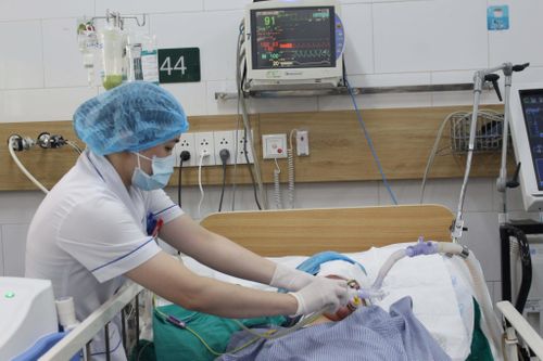 Hiểm họa ma túy 'núp bóng' thuốc lá điện tử