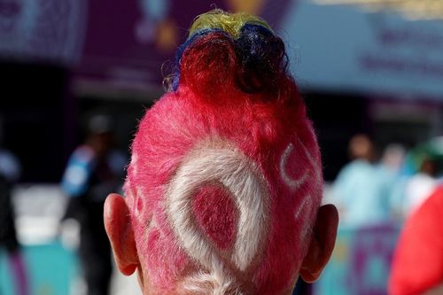Những kiểu tóc độc nhất vô nhị tại World Cup 2022