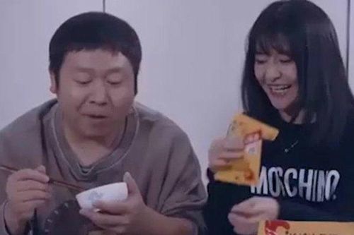 Là người đàn ông phải biết chia sẻ việc nhà với vợ nhé!