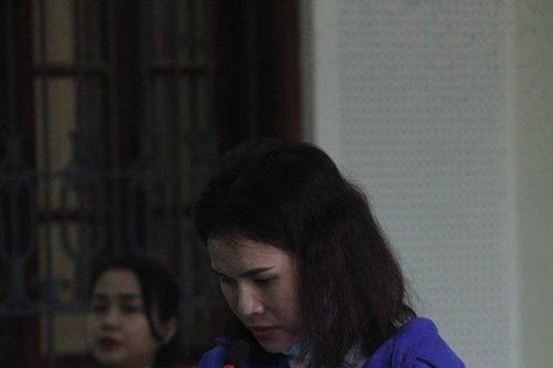 'Tú bà' xinh đẹp bán 2 thiếu nữ ra nước ngoài lĩnh án nặng