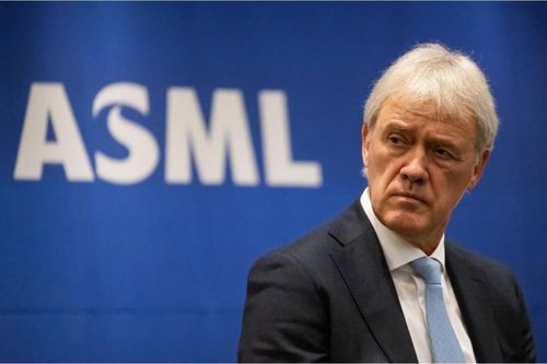 ASML không đồng tình trước các lệnh kiểm soát xuất khẩu của Mỹ