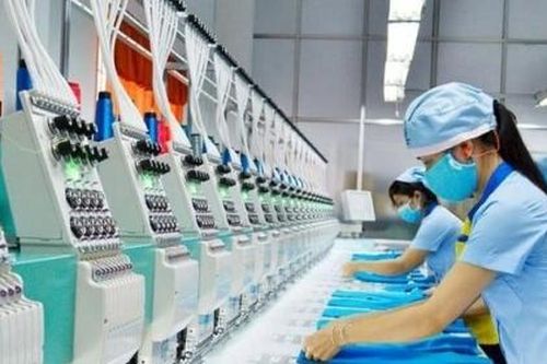 Cổ phiếu GIL giảm sàn sau tin khởi kiện Amazon