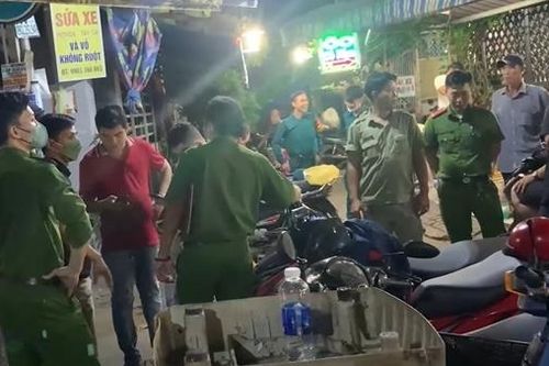 Chủ thầu xây dựng bị đâm tử vong khi đang ngủ trong phòng trọ