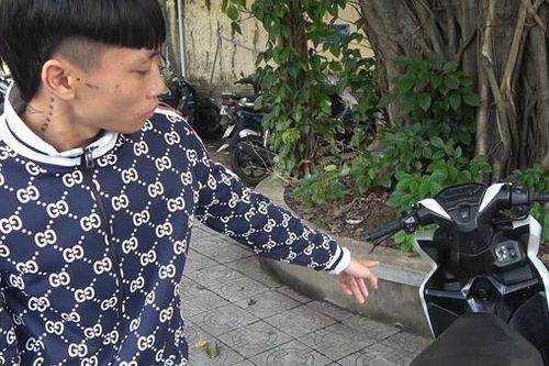 Vào nhà nghỉ cuỗm xe máy làm phương tiện dạo phố 'ăn bay'