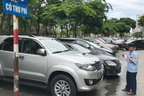 Đầu năm 2023, TPHCM sẽ thu phí đỗ xe qua tài khoản ETC