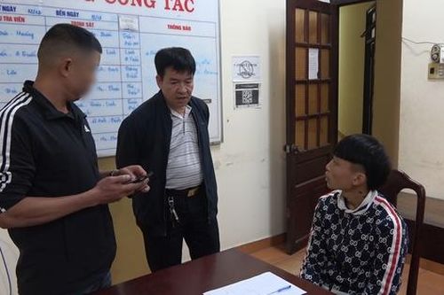 Lợi dụng chủ nhà nghỉ ngủ say, cùng đồng bọn đột nhập trộm tài sản